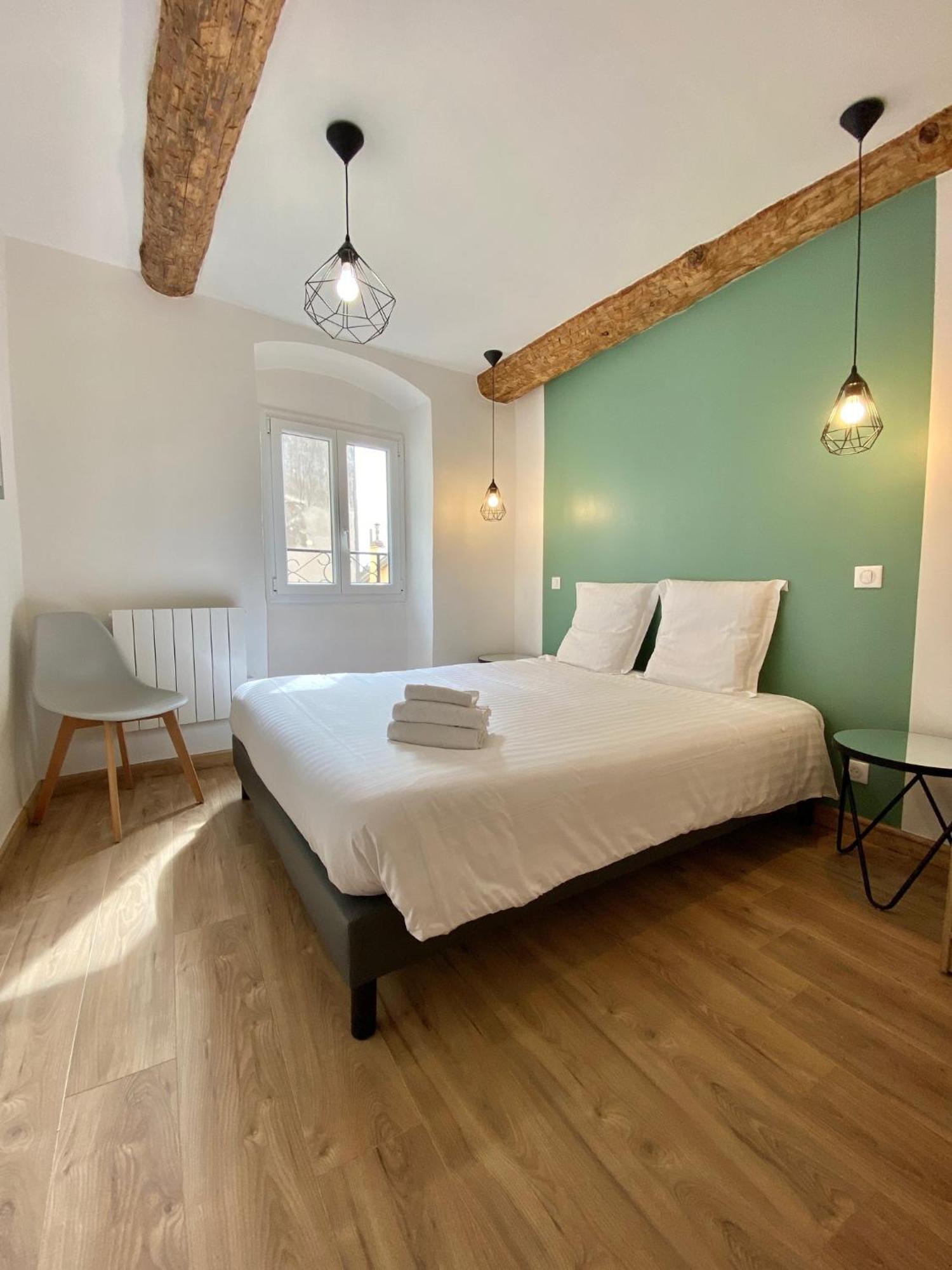 Ferienwohnung Le Brea Menton Zimmer foto