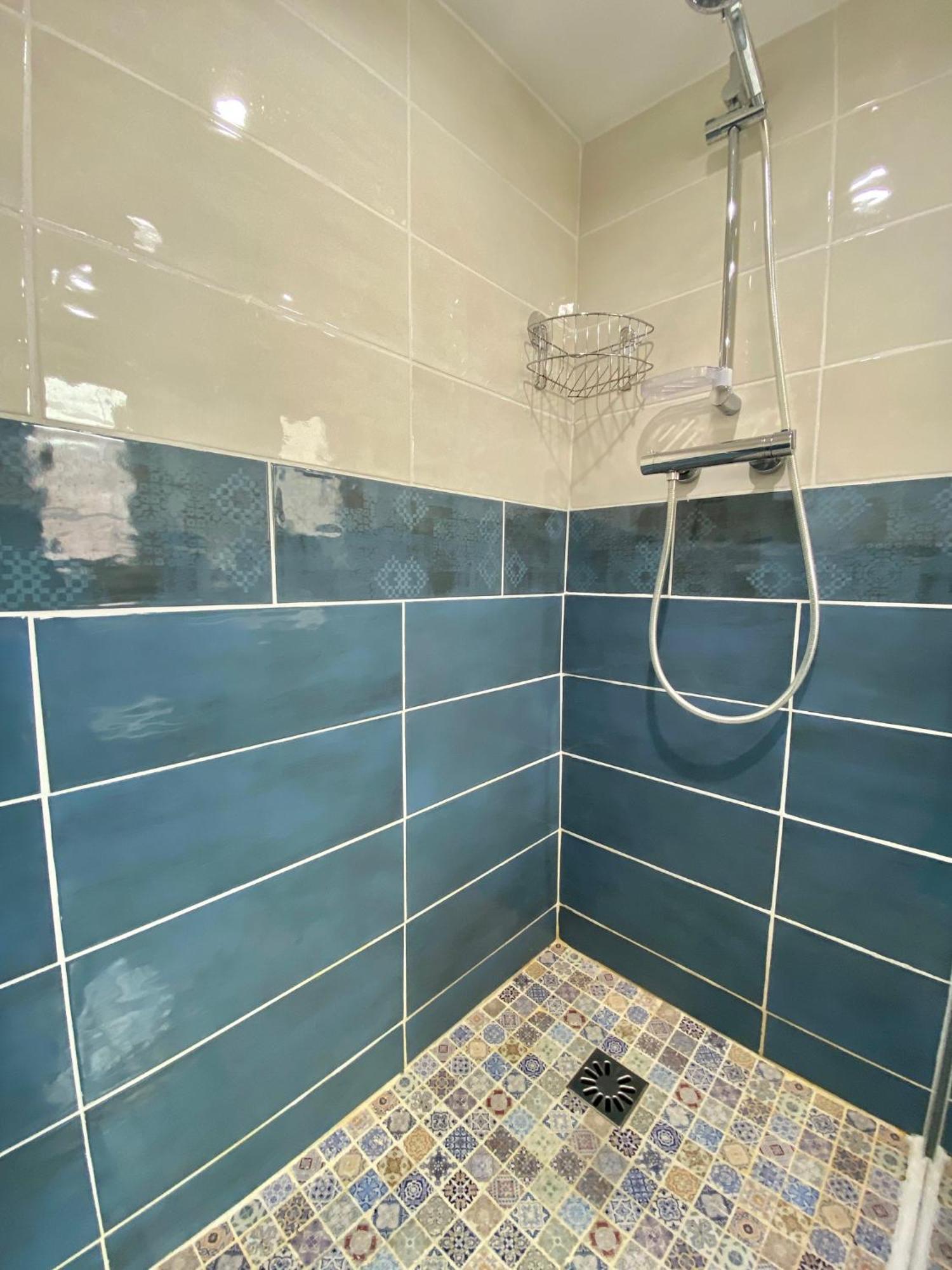 Ferienwohnung Le Brea Menton Zimmer foto